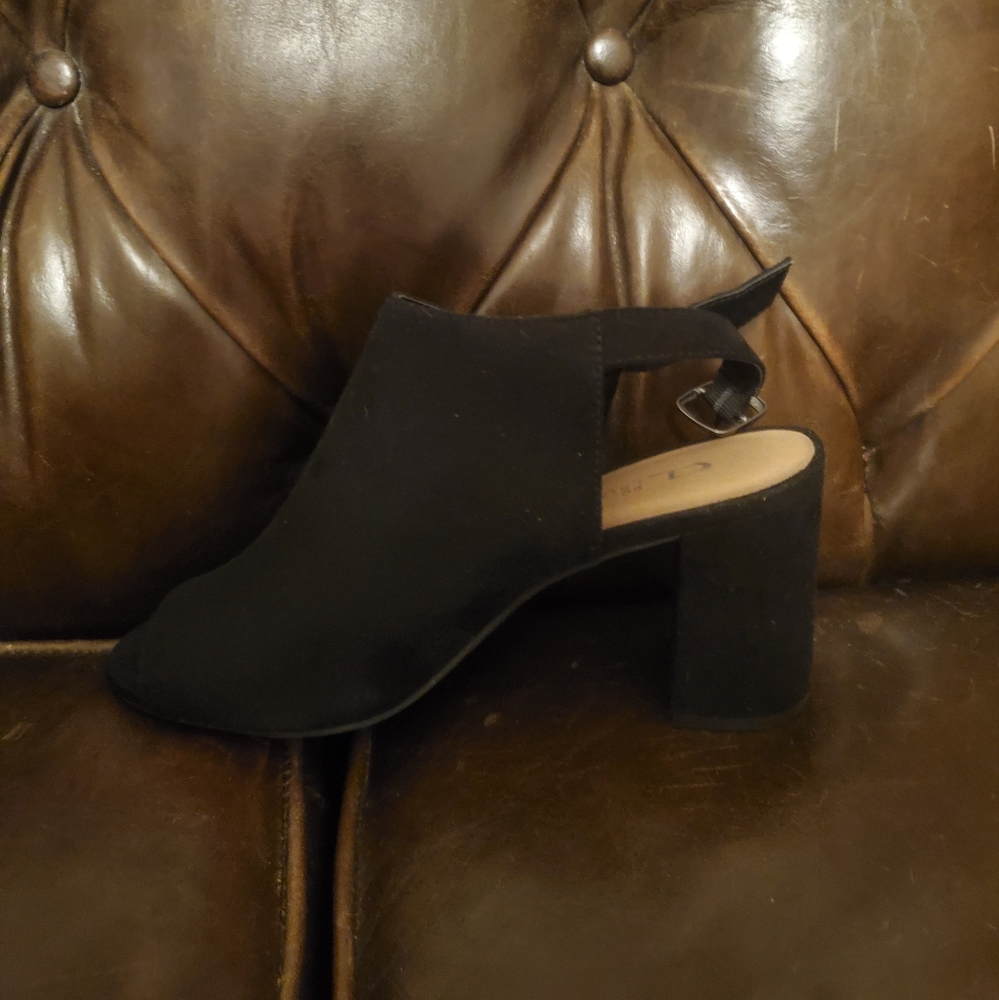 CL by Laundry Black Suede open toe heel